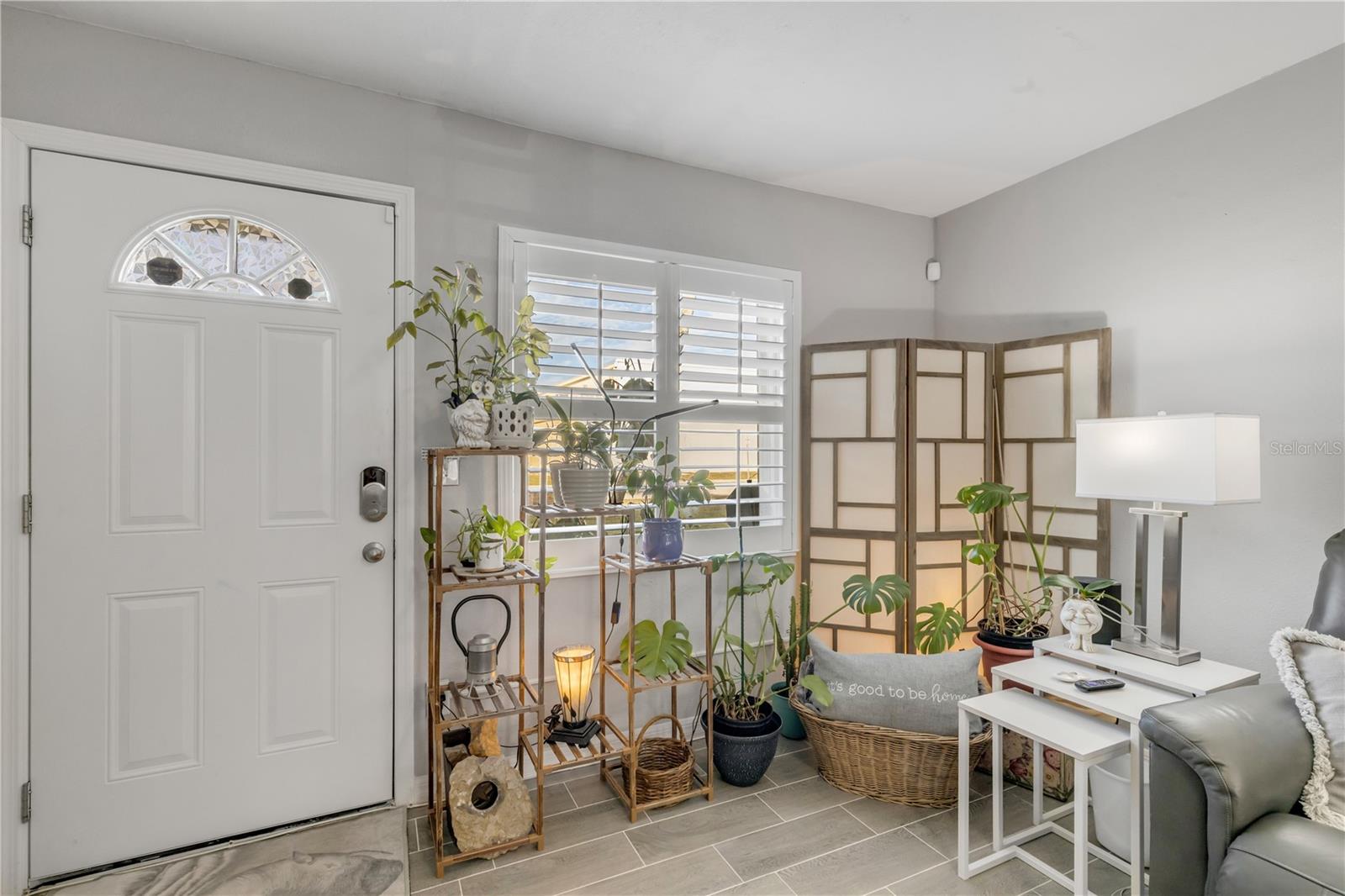 Image 24 of 43 For 10 Lynnhurst Drive 101