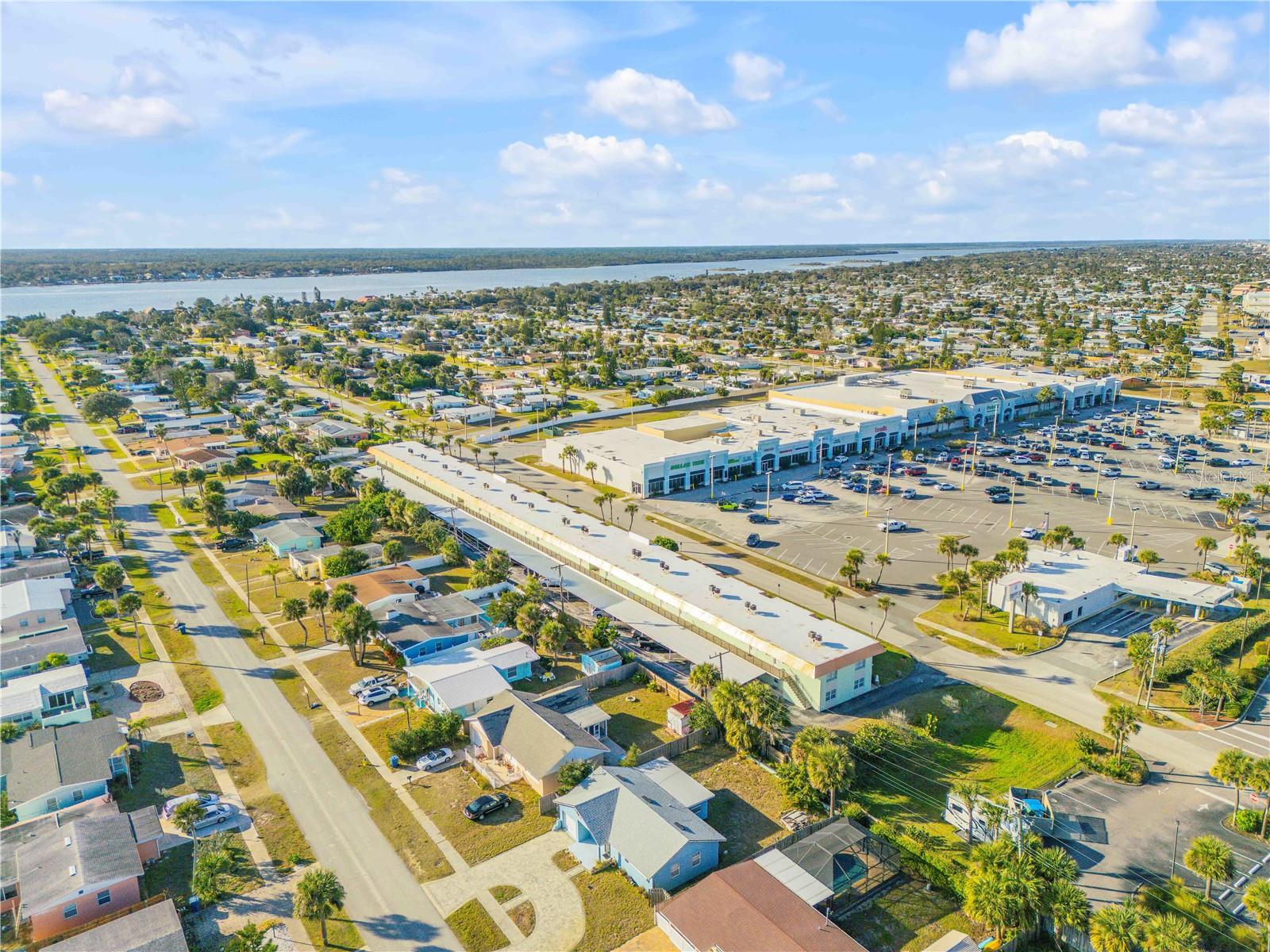 Image 37 of 43 For 10 Lynnhurst Drive 101