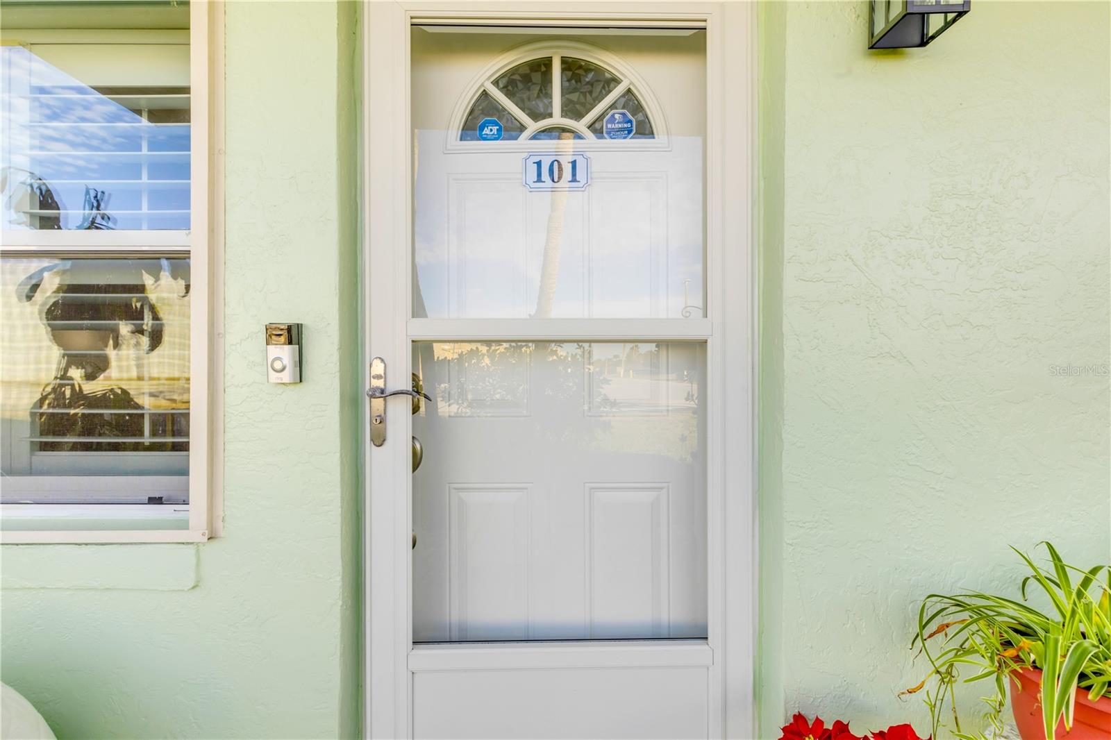 Image 4 of 43 For 10 Lynnhurst Drive 101