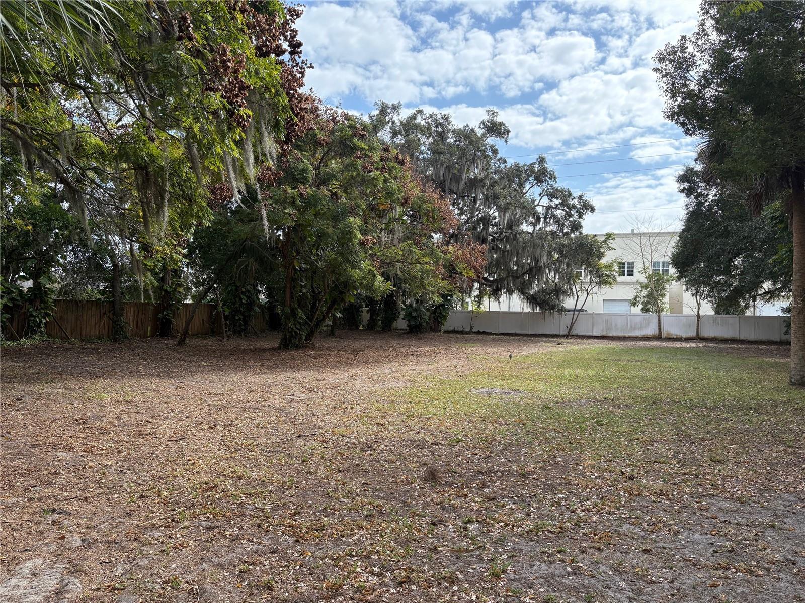 Image 27 of 28 For 714 Downing Street