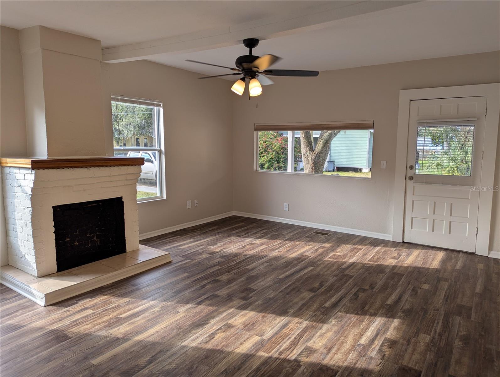 Image 5 of 28 For 714 Downing Street