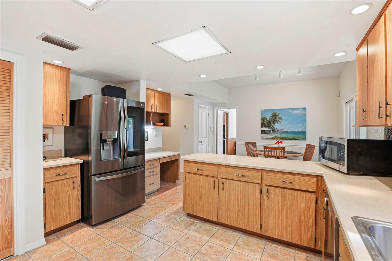 Image 22 of 81 For 3021 10th Place