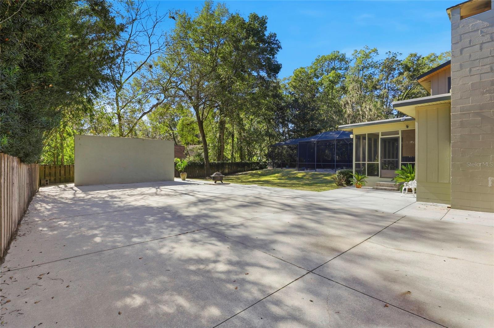 Image 67 of 81 For 3021 10th Place