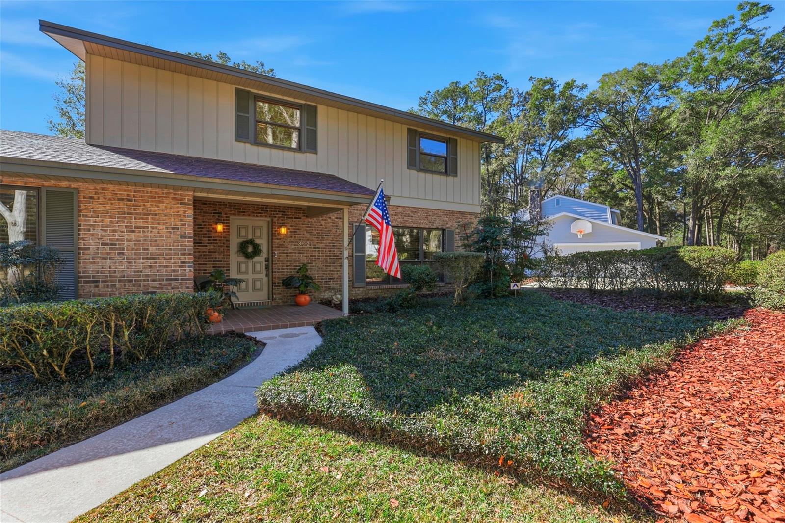 Image 8 of 81 For 3021 10th Place