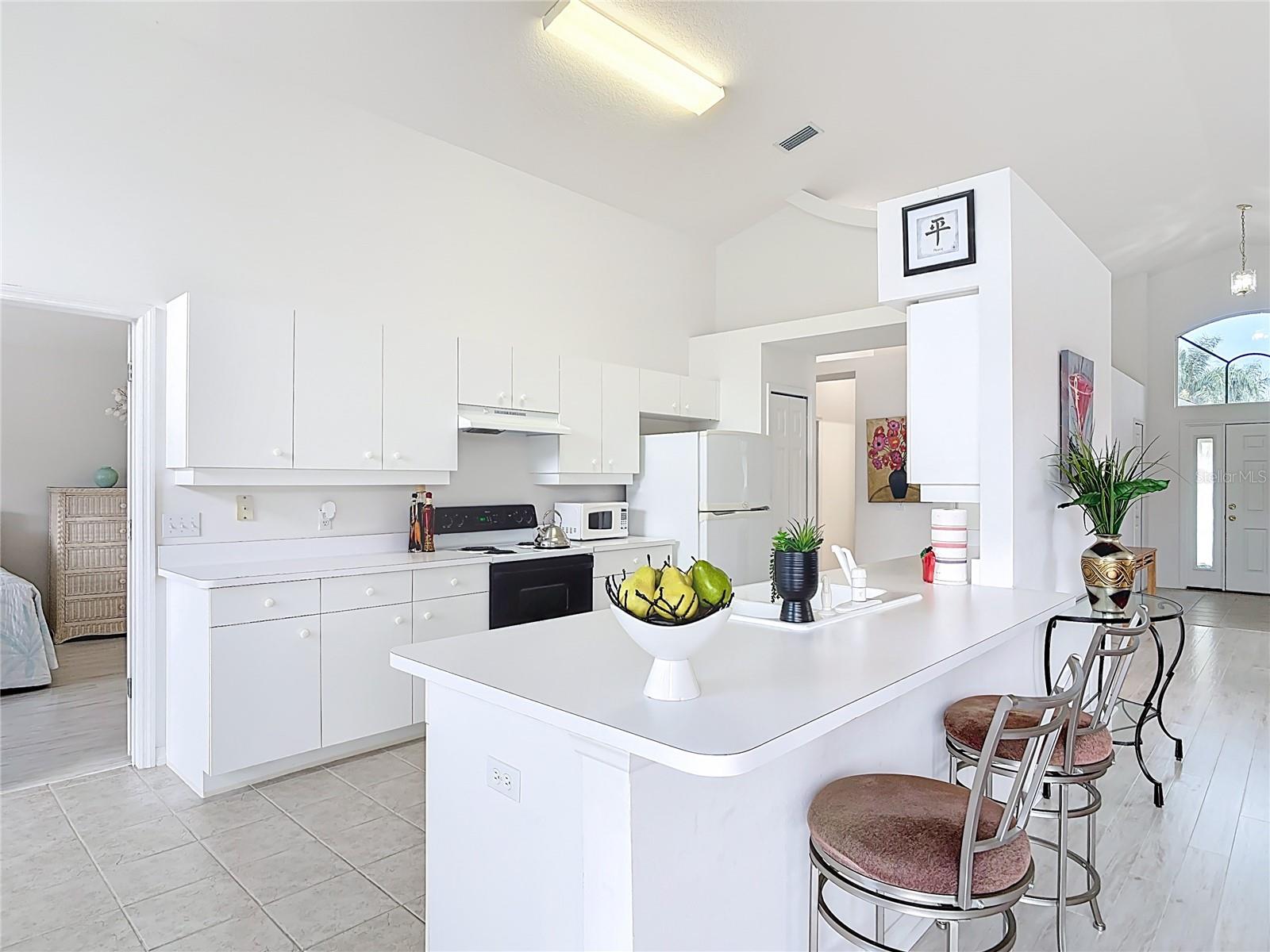 Image 21 of 65 For 1809 Forough Circle