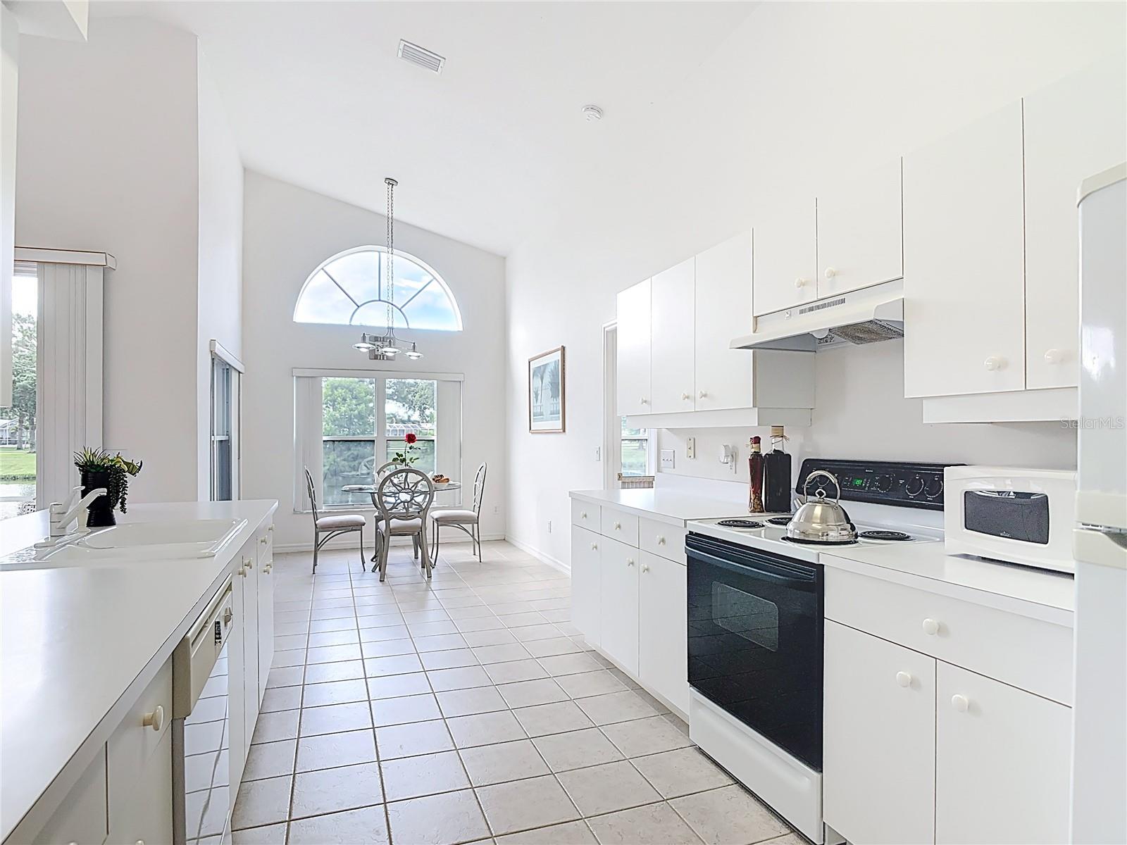 Image 30 of 65 For 1809 Forough Circle