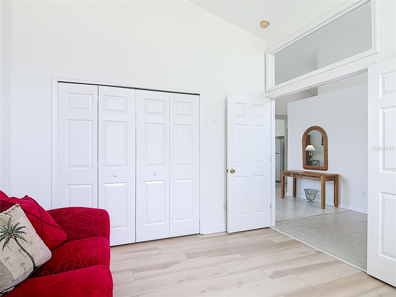 Image 6 of 65 For 1809 Forough Circle