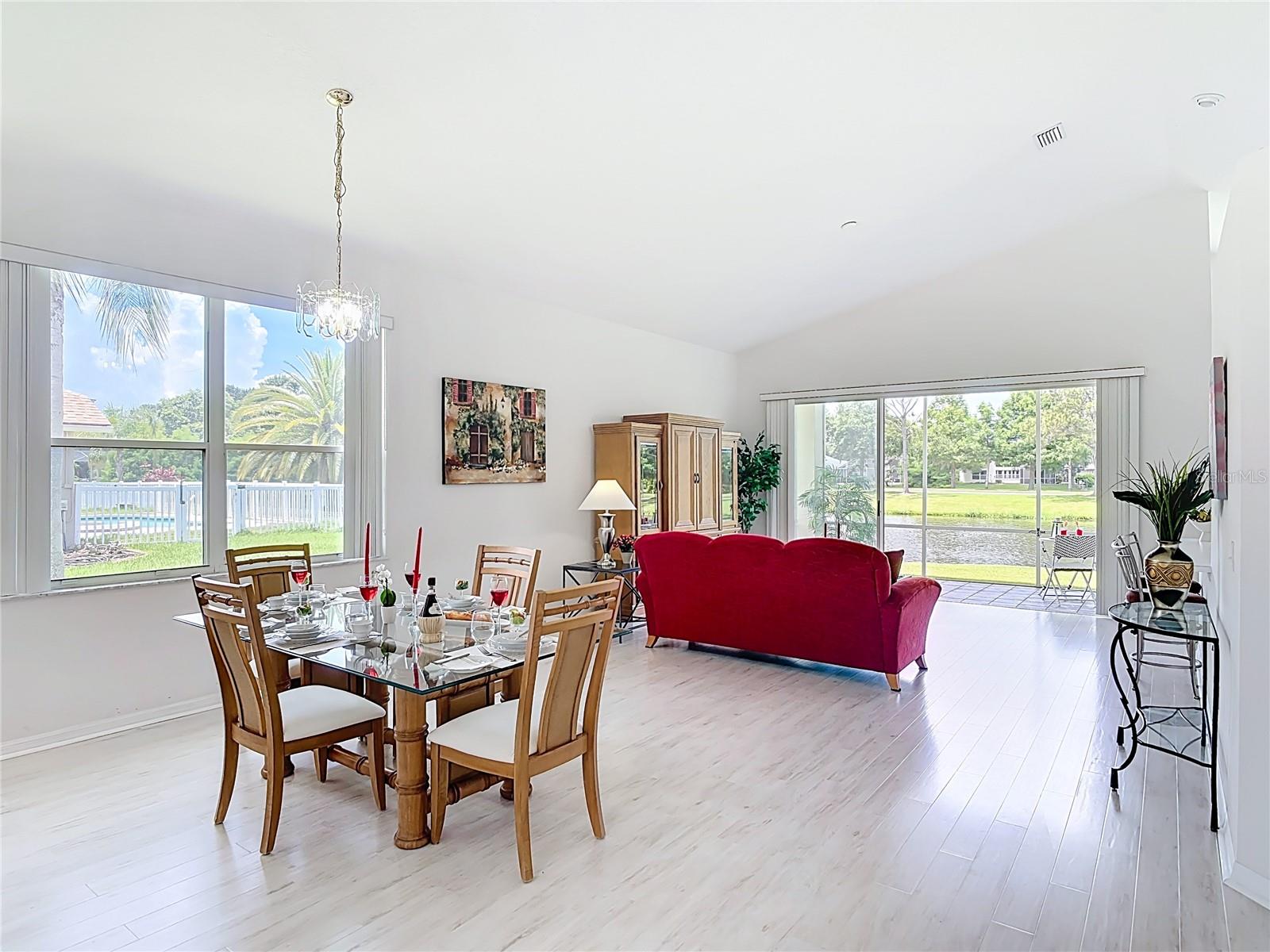 Image 8 of 65 For 1809 Forough Circle