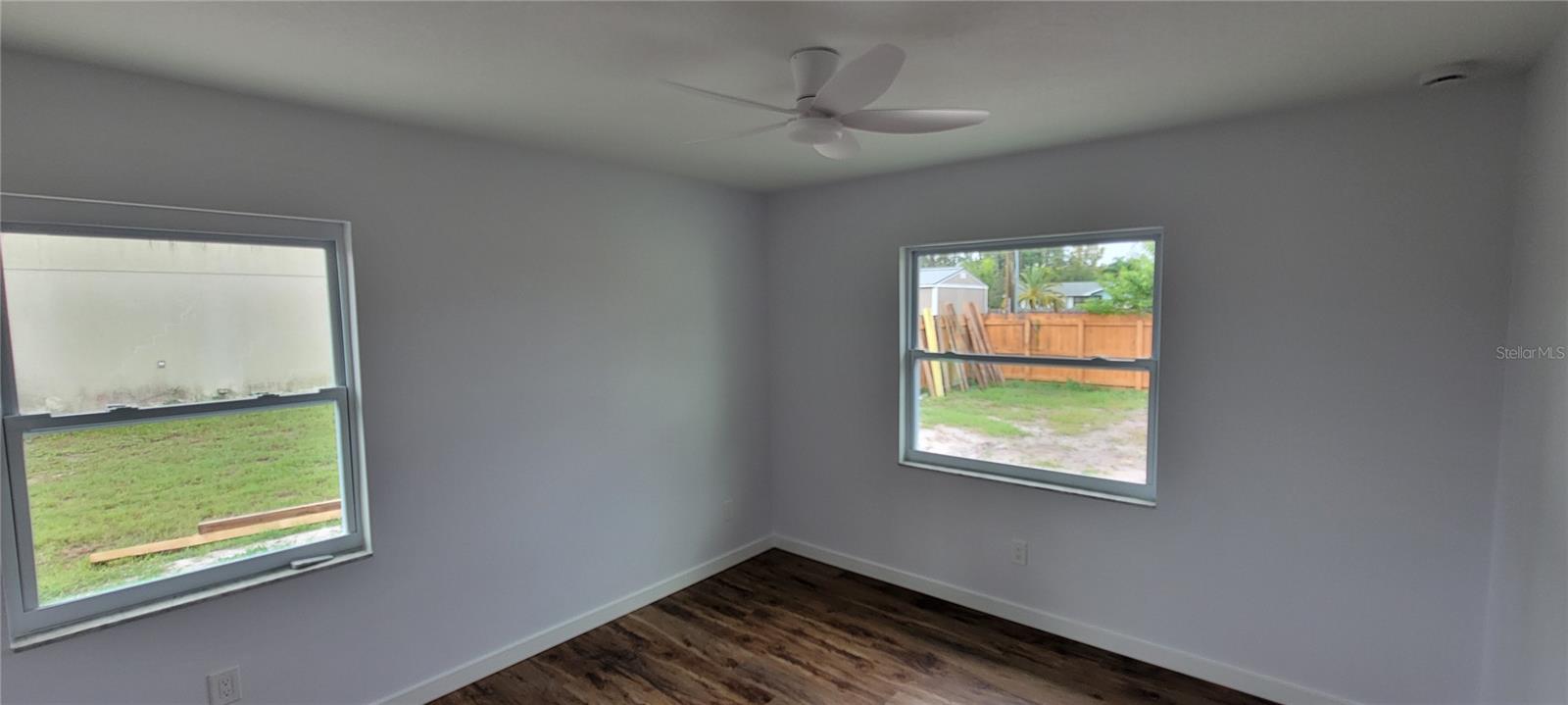 Image 24 of 35 For 3126 Umbrella Tree Drive