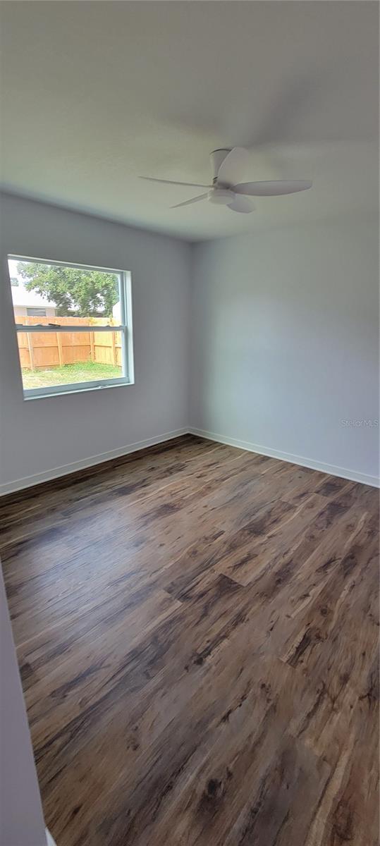 Image 27 of 35 For 3126 Umbrella Tree Drive