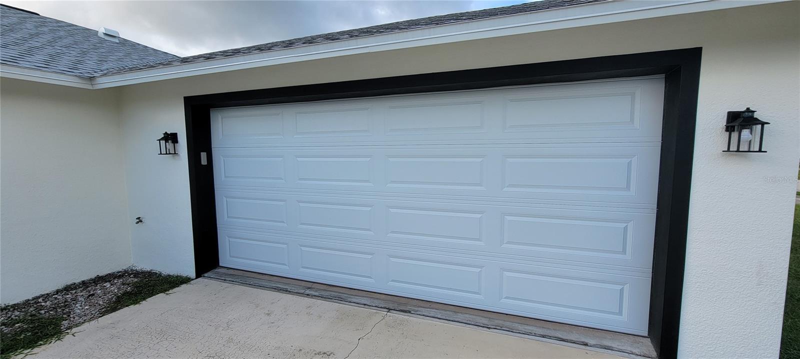 Image 31 of 35 For 3126 Umbrella Tree Drive