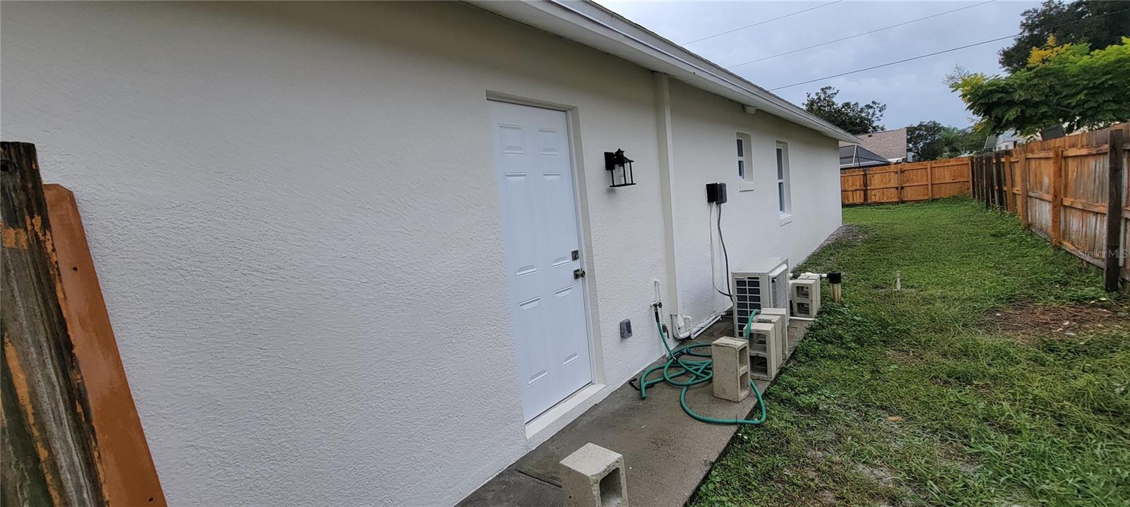 Image 33 of 35 For 3126 Umbrella Tree Drive