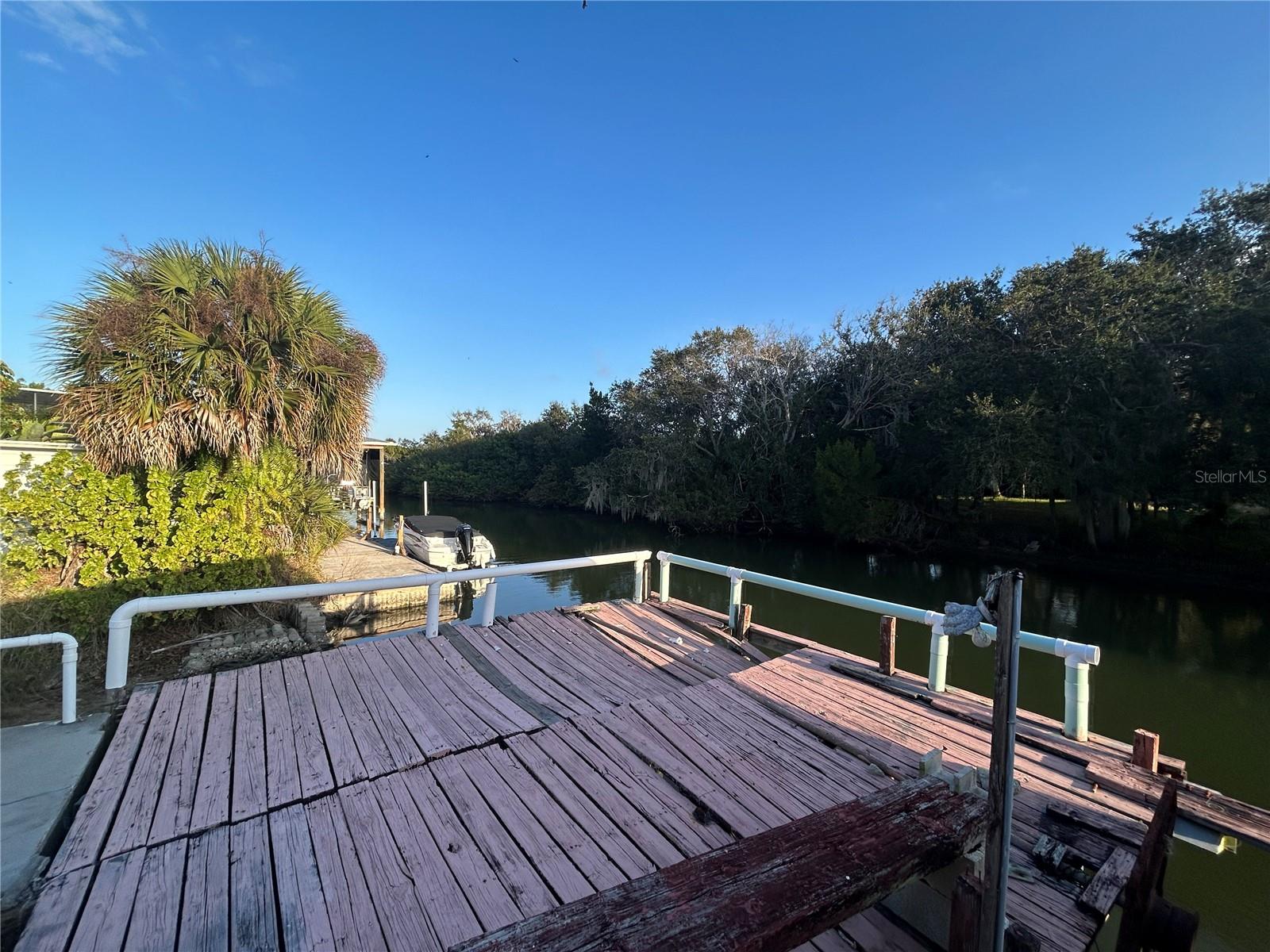 Image 4 of 6 For 217 Gary Avenue