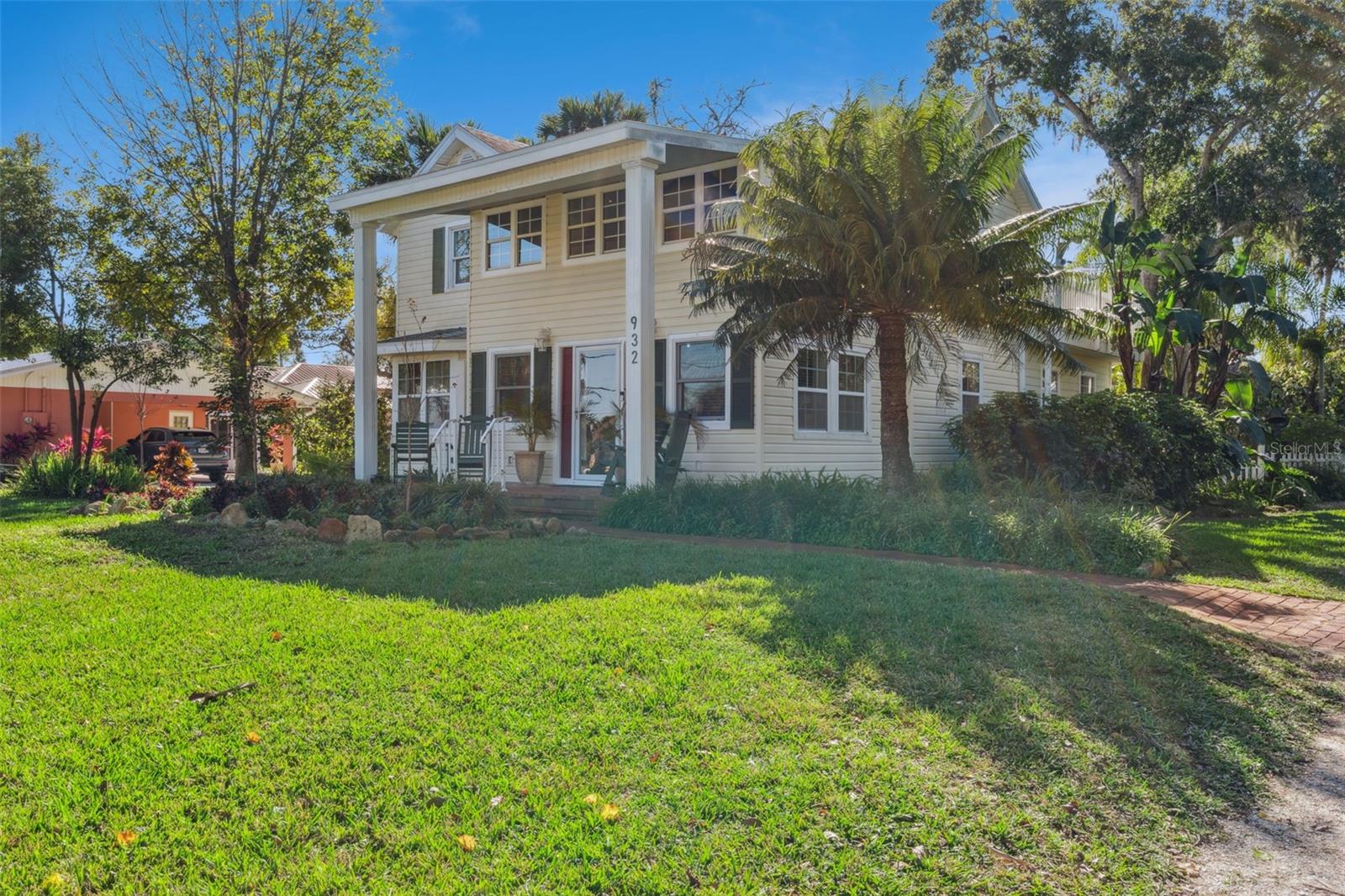 Image 52 of 71 For 932 Riverside Drive