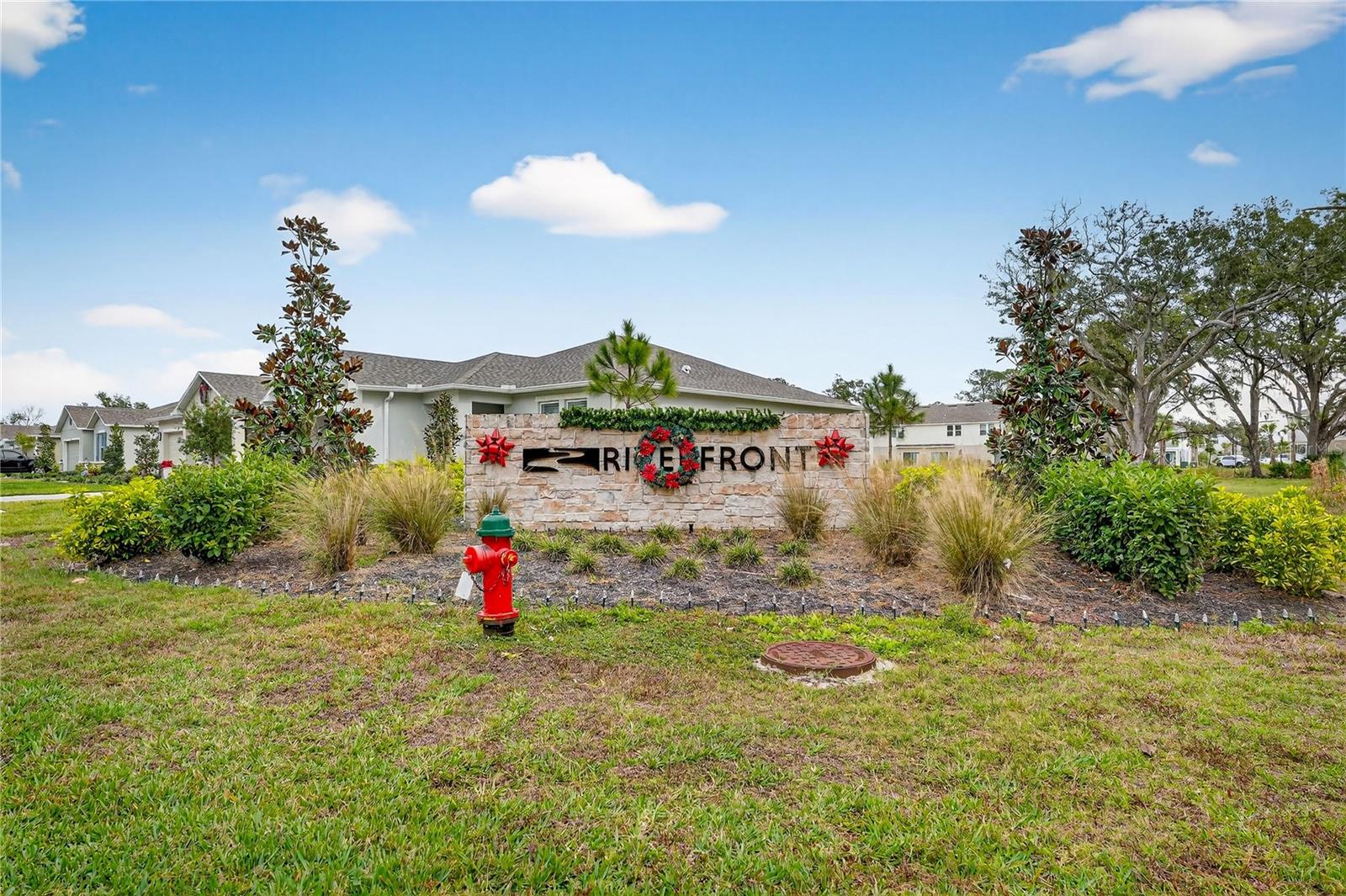 Image 28 of 63 For 317 River Front Way