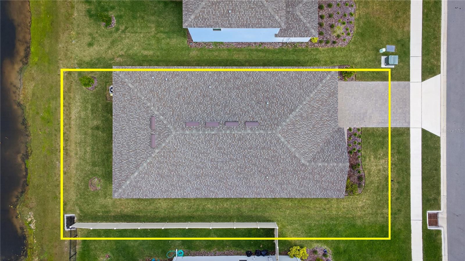 Image 44 of 63 For 317 River Front Way