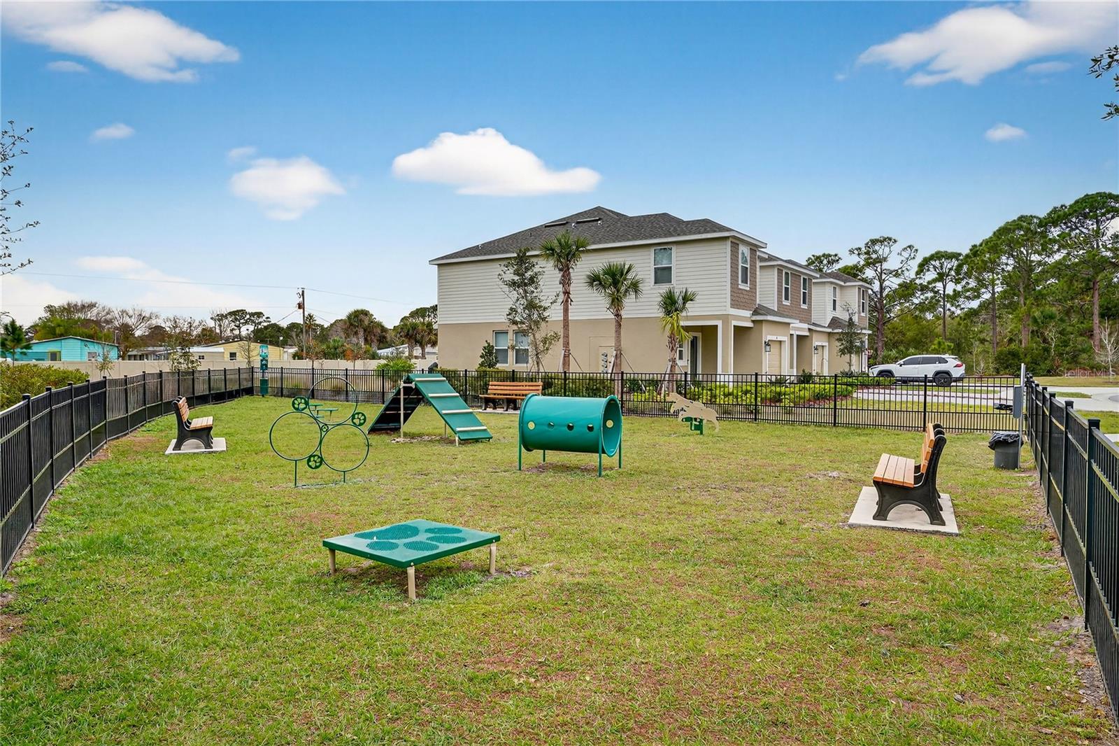 Image 55 of 63 For 317 River Front Way