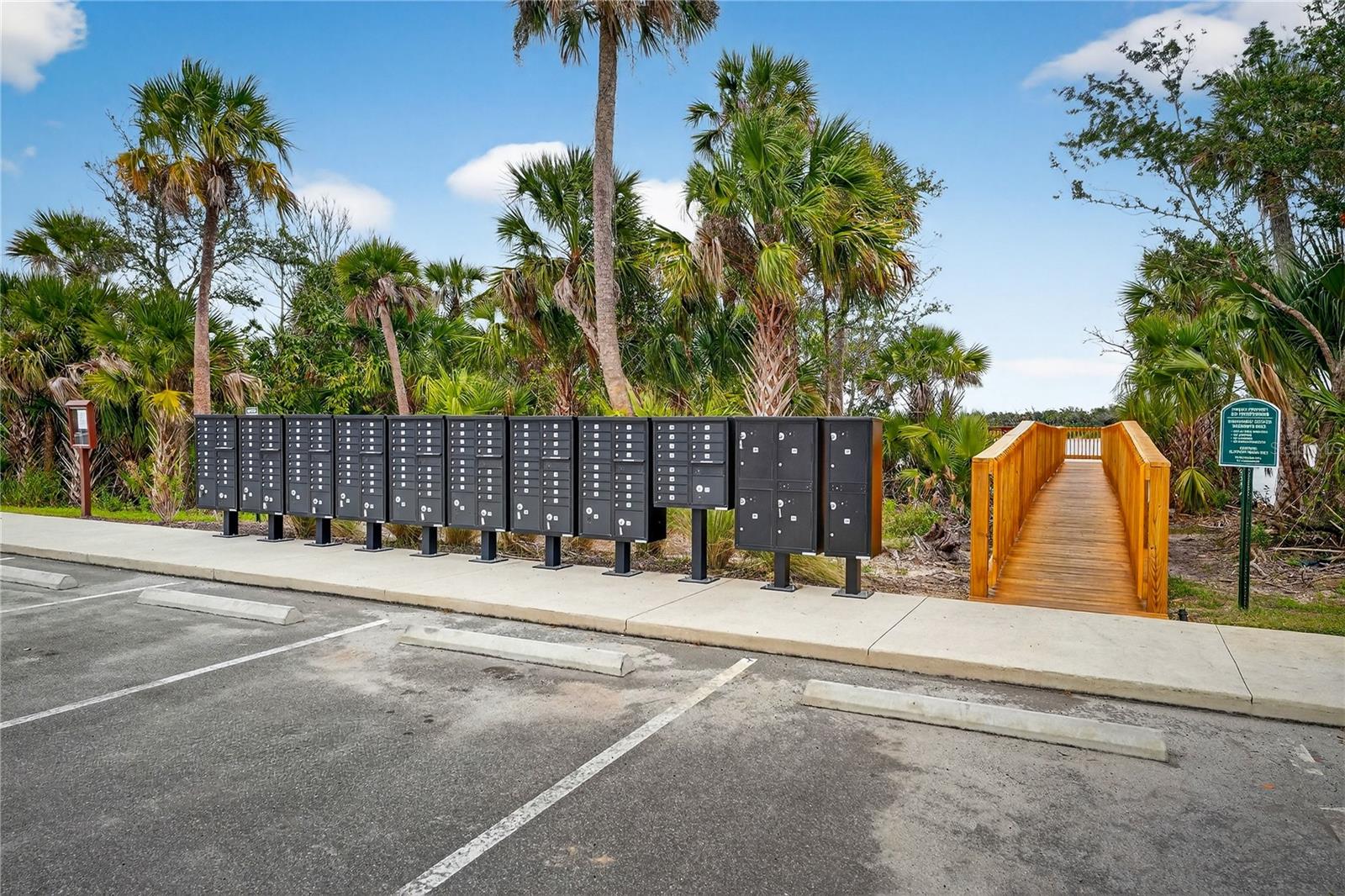 Image 56 of 63 For 317 River Front Way