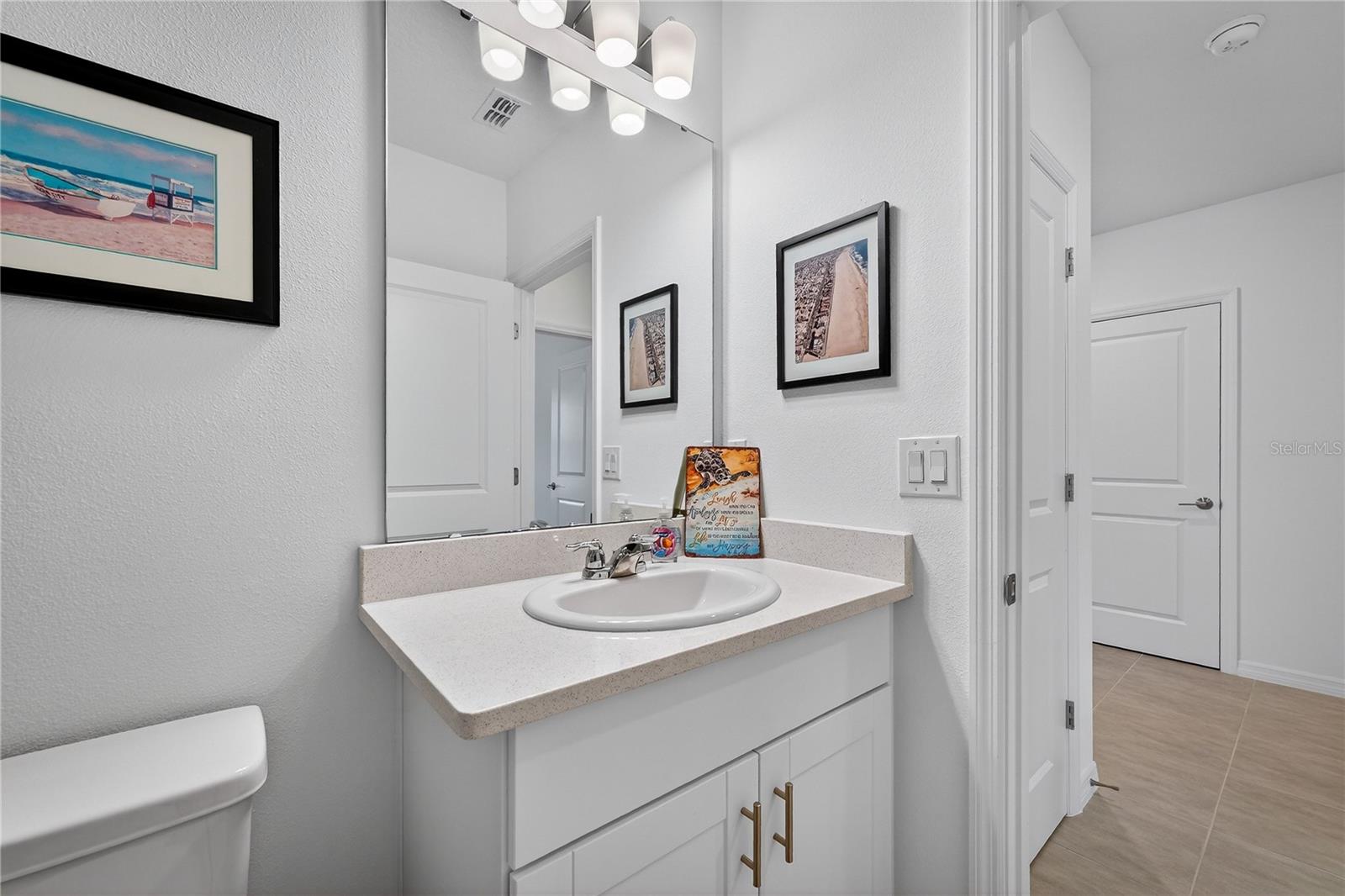 Image 7 of 63 For 317 River Front Way