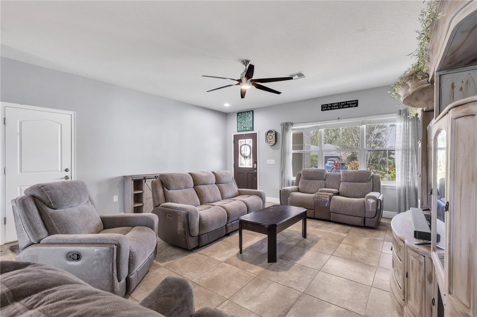 Image 16 of 74 For 2305 Santa Rosa Court