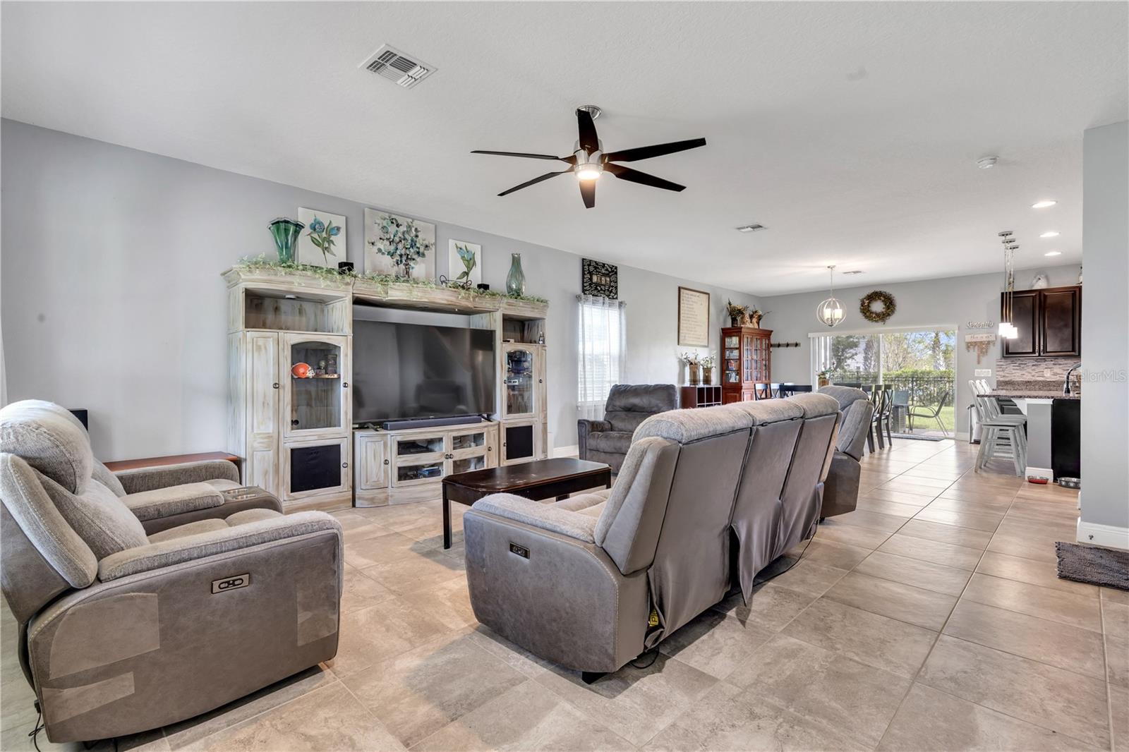 Image 18 of 74 For 2305 Santa Rosa Court