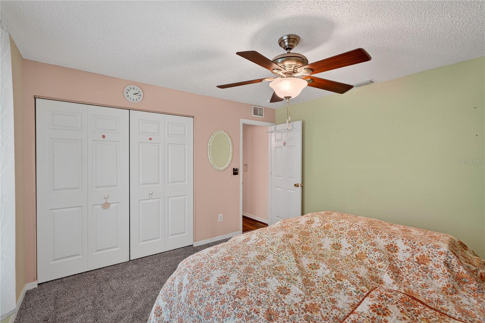 Image 14 of 43 For 24 Ryding Lane