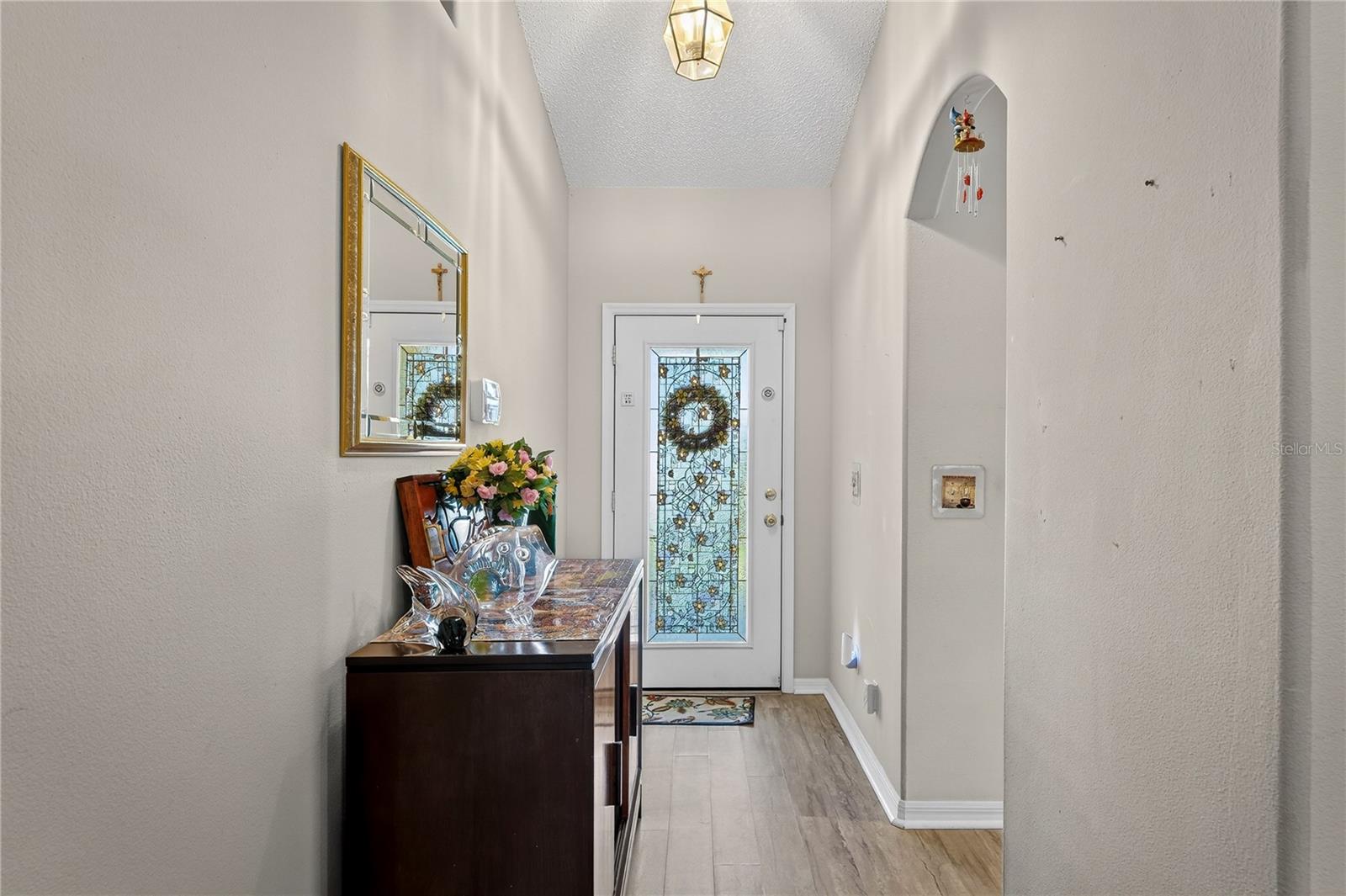 Image 2 of 43 For 24 Ryding Lane