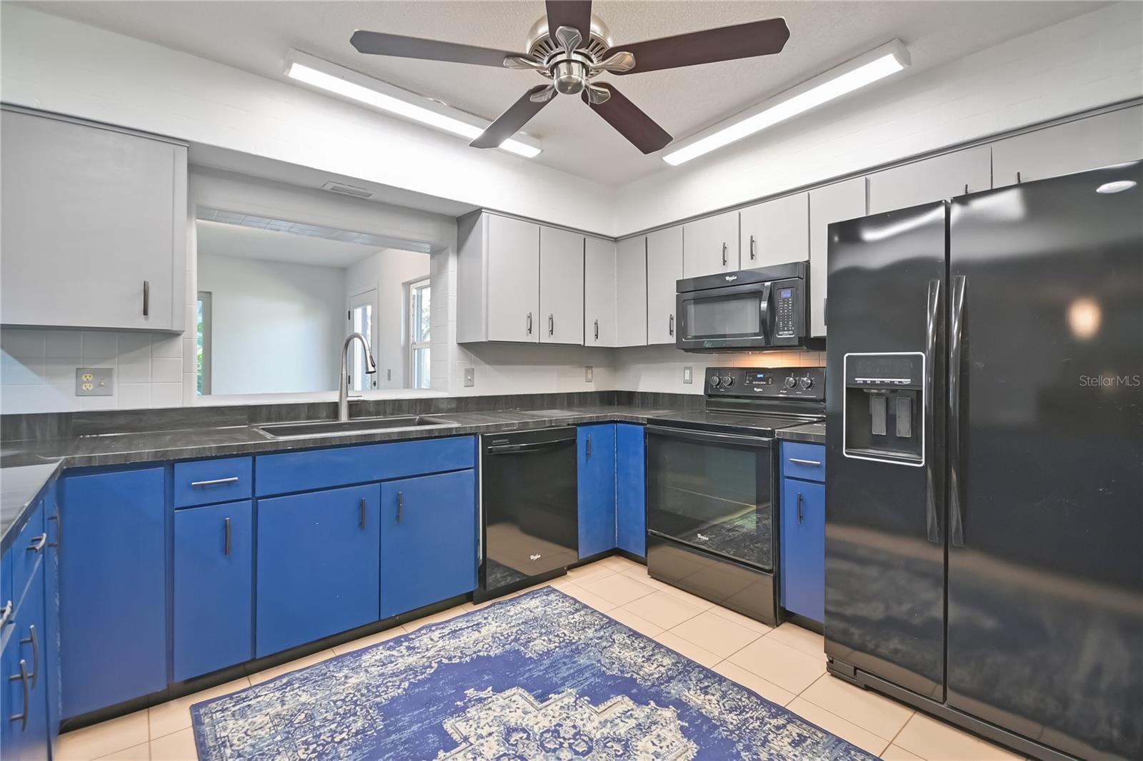 Image 16 of 42 For 5820 Riverside Drive