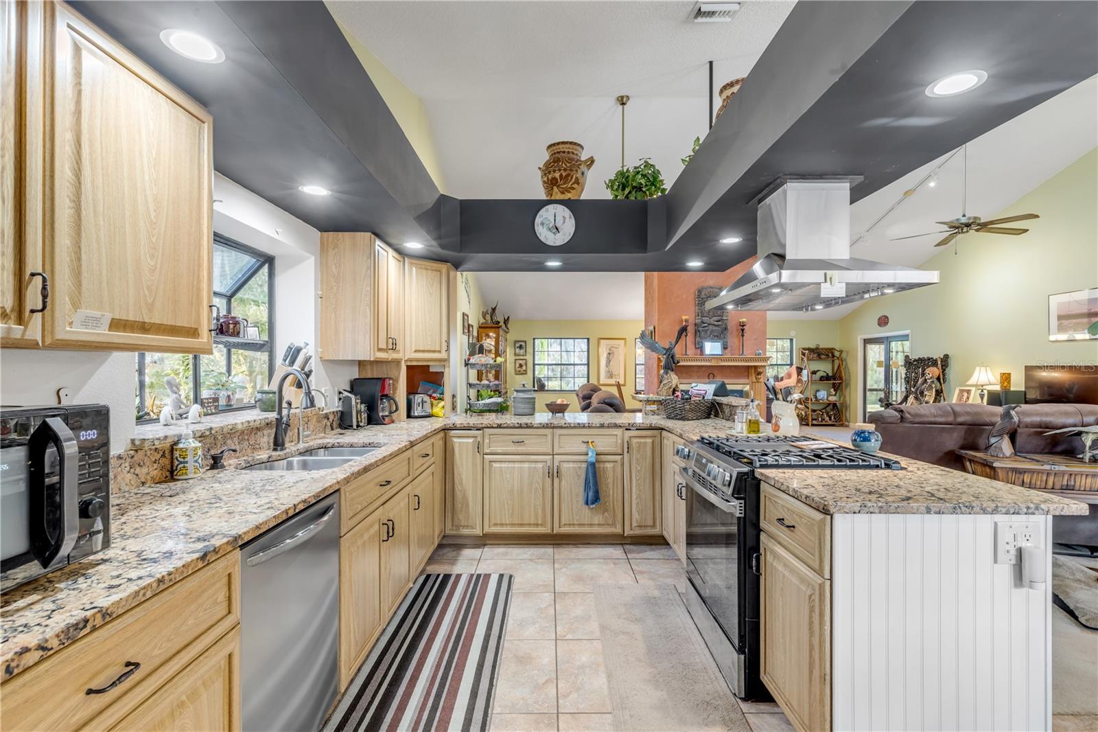 Image 29 of 99 For 1798 Hideaway Lane