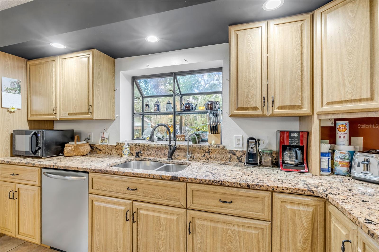 Image 34 of 99 For 1798 Hideaway Lane