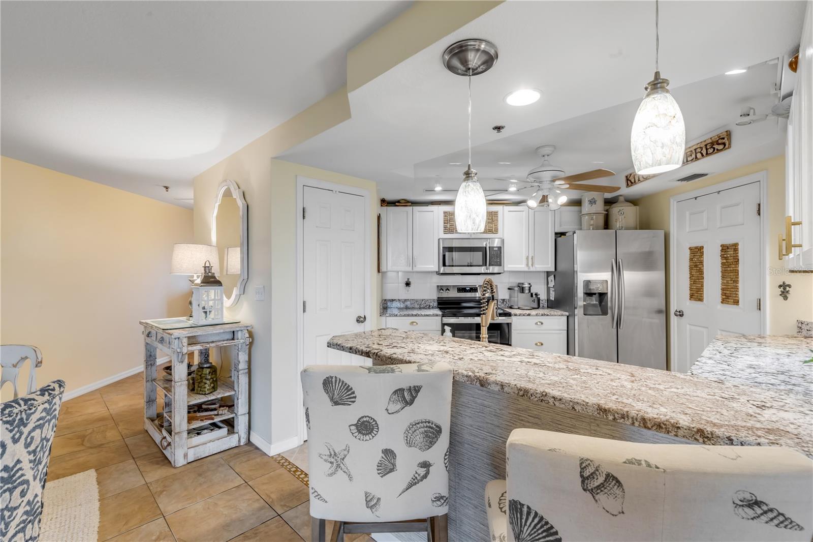 Image 11 of 72 For 5300 Atlantic Avenue 16-502