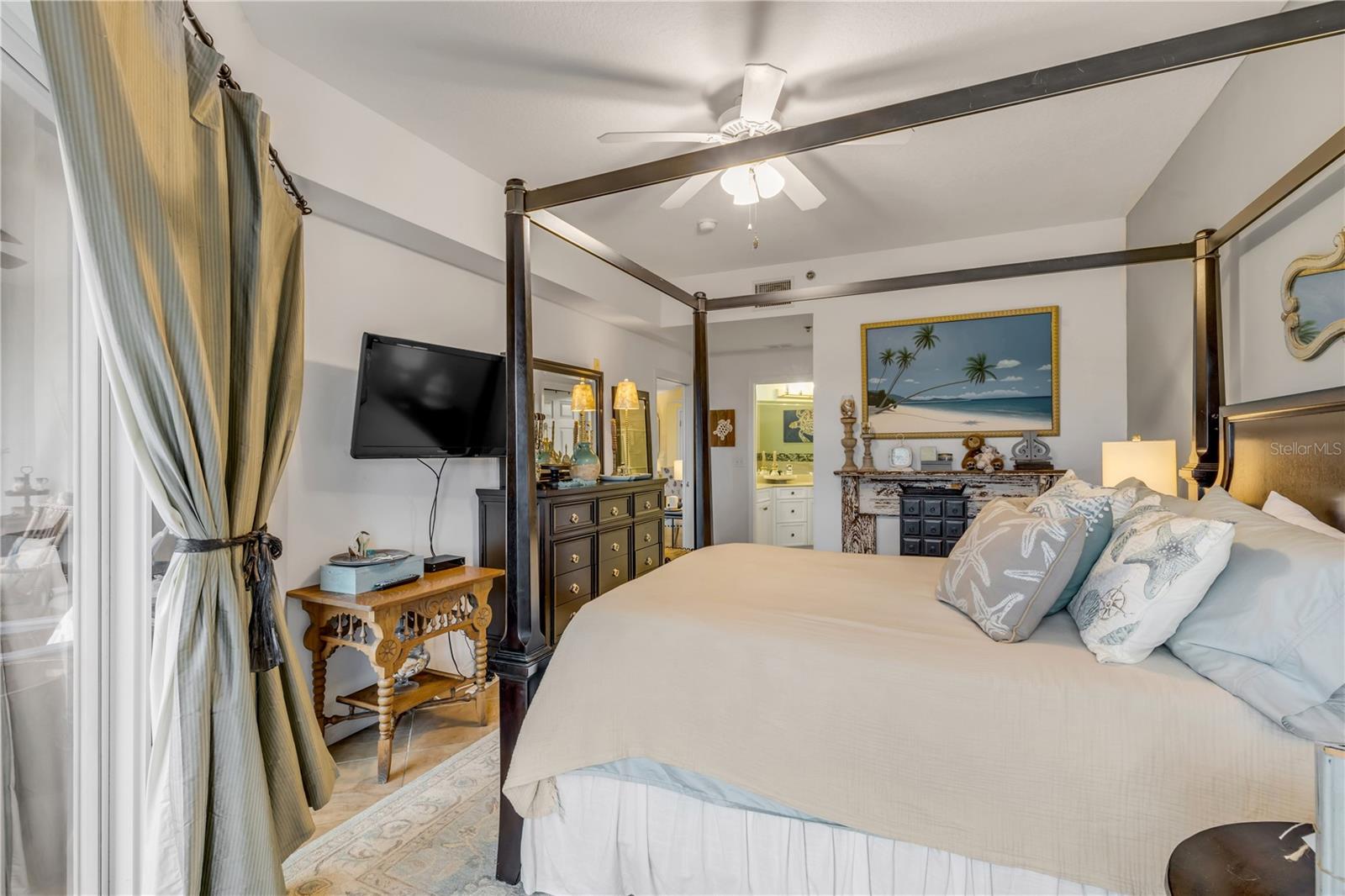 Image 21 of 72 For 5300 Atlantic Avenue 16-502