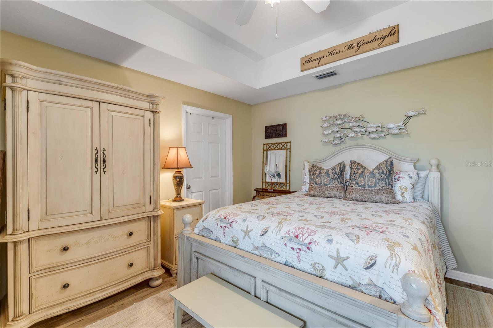 Image 27 of 72 For 5300 Atlantic Avenue 16-502