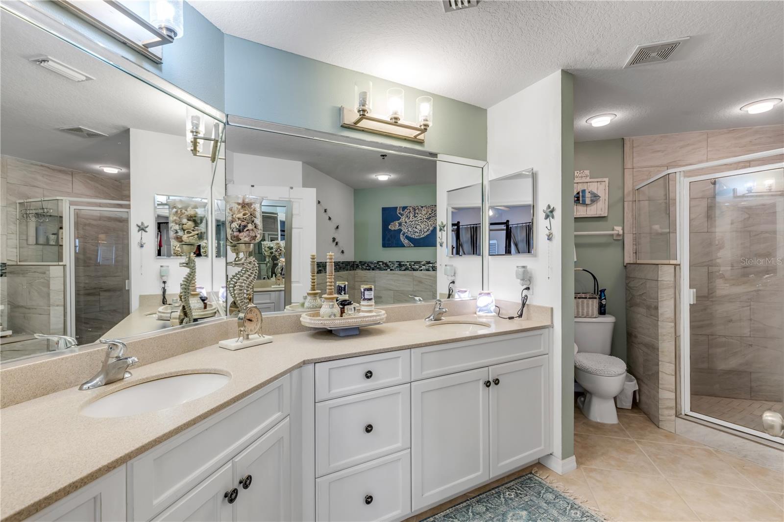 Image 6 of 72 For 5300 Atlantic Avenue 16-502