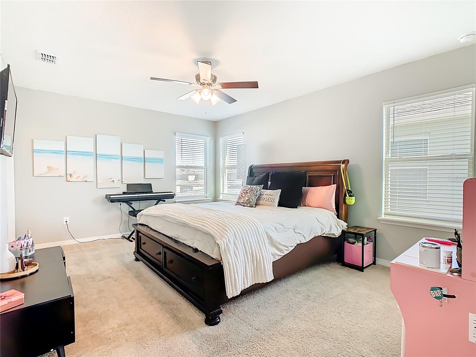 Listing photo id 18 for 16230 Carraway Bay Alley