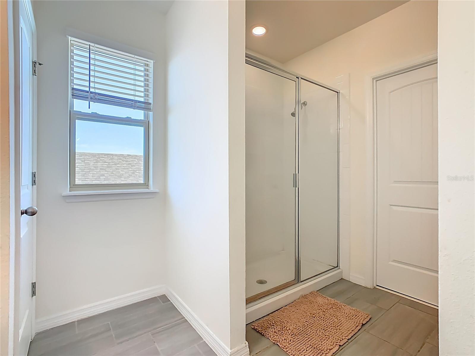 Listing photo id 20 for 16230 Carraway Bay Alley