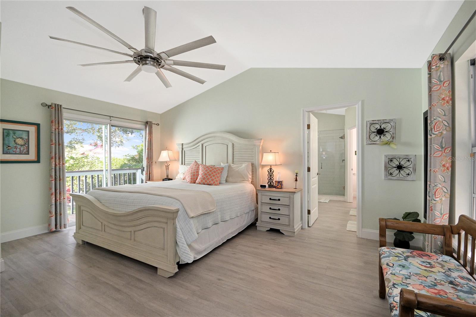 Image 26 of 60 For 425 Riverside Drive