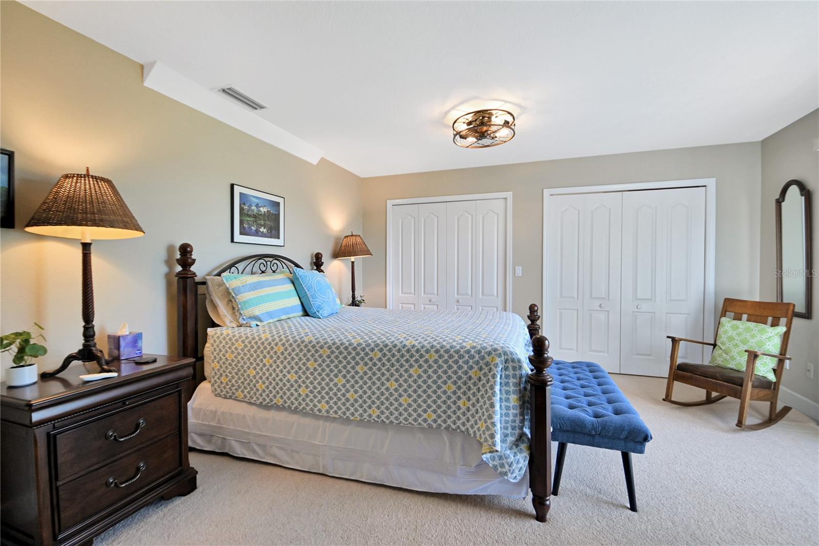 Image 34 of 60 For 425 Riverside Drive