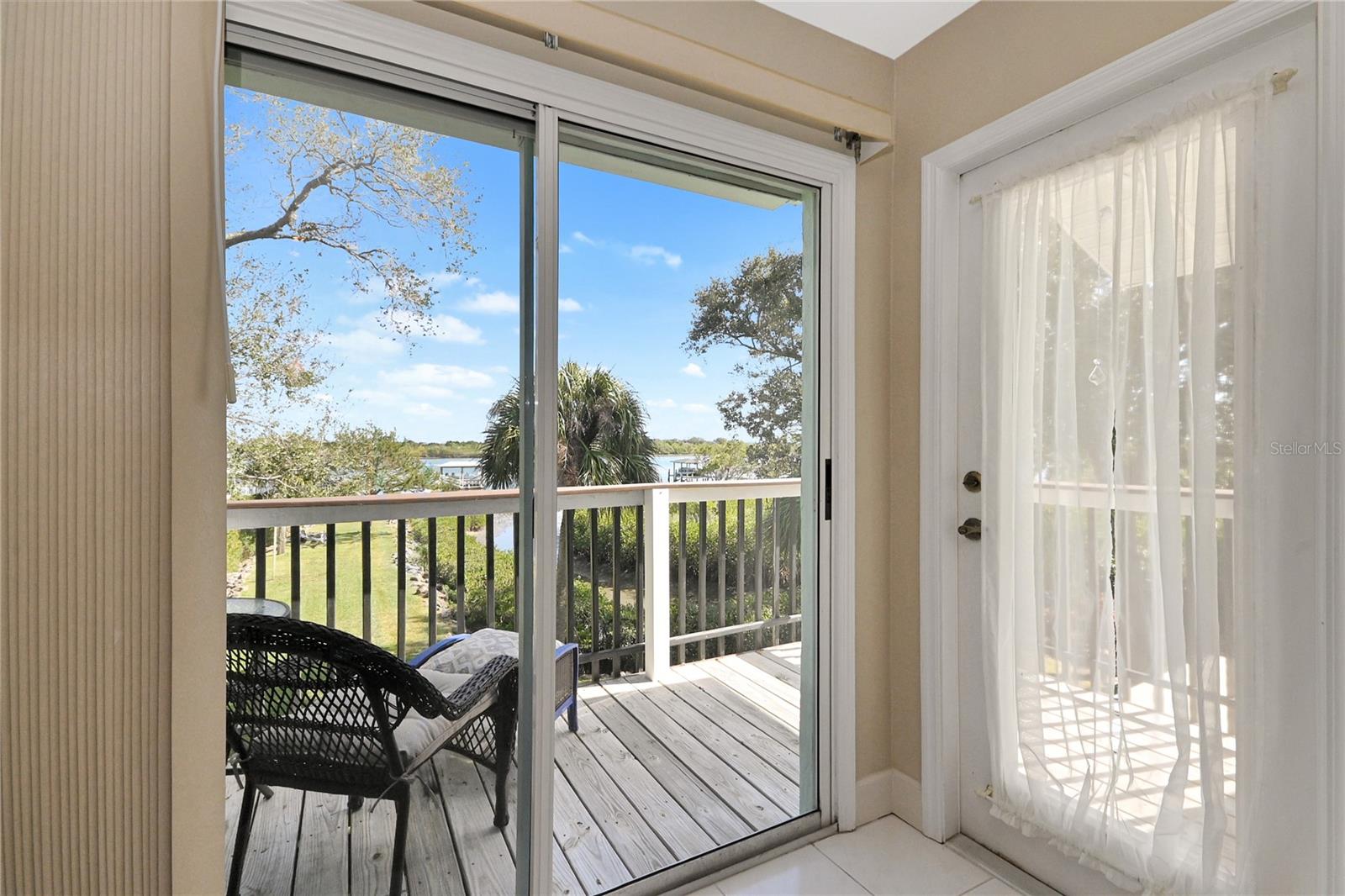 Image 36 of 60 For 425 Riverside Drive