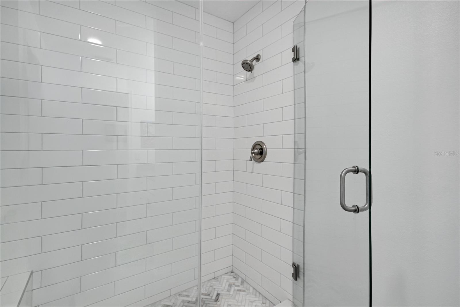 Image 39 of 60 For 425 Riverside Drive