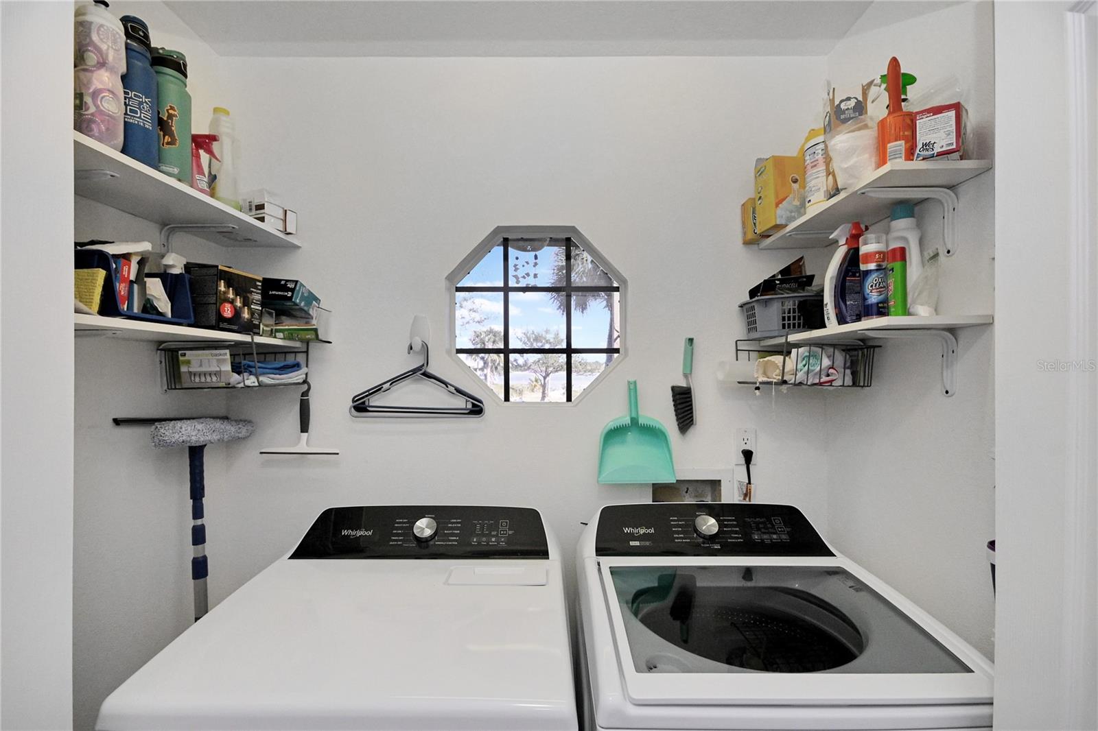 Image 43 of 60 For 425 Riverside Drive