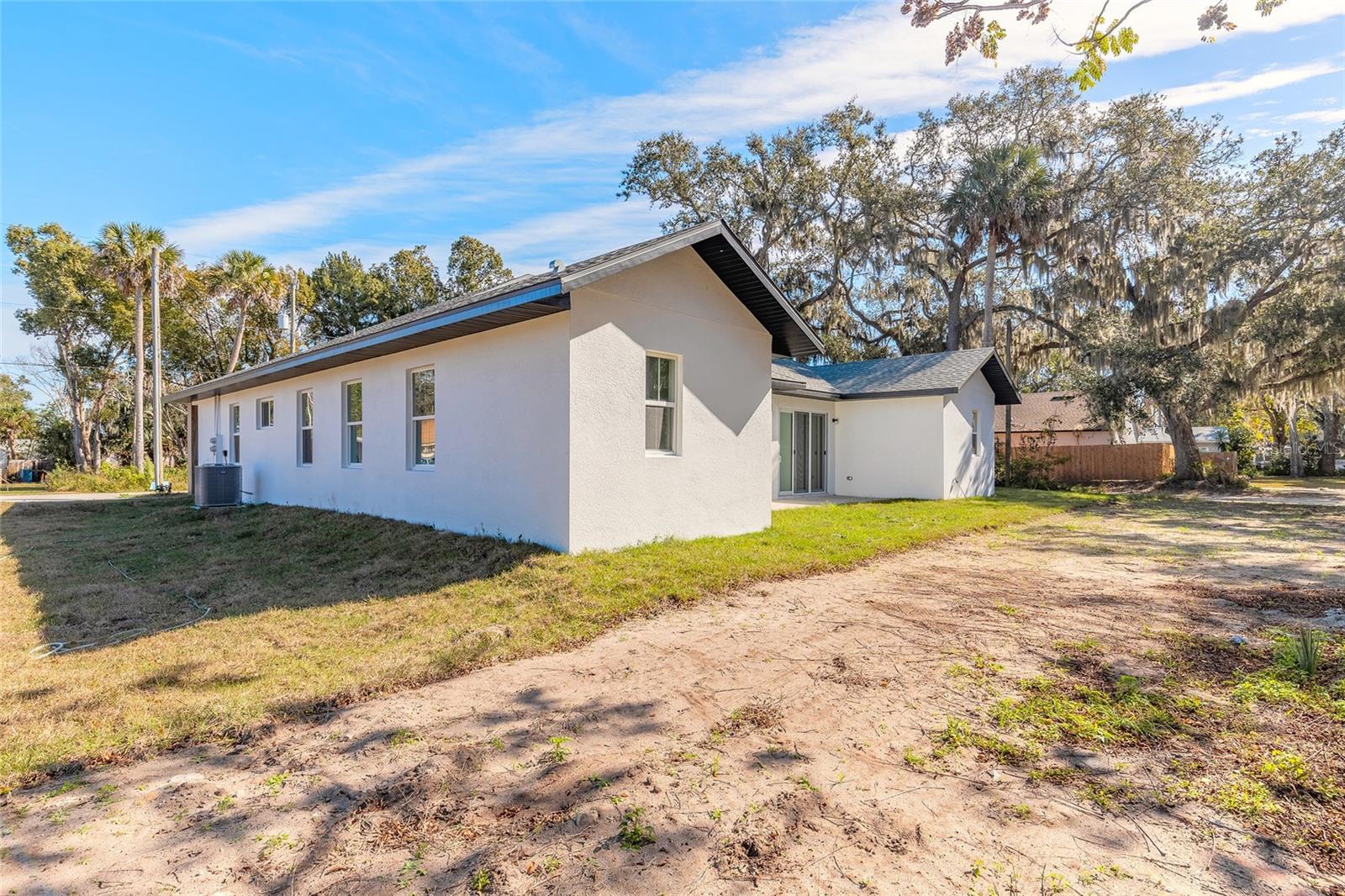 Image 55 of 62 For 618 Duss Street 1