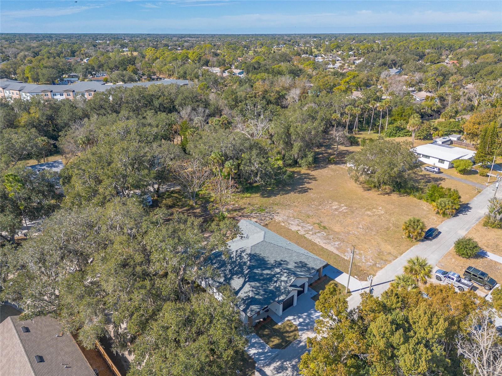 Image 58 of 62 For 618 Duss Street 1