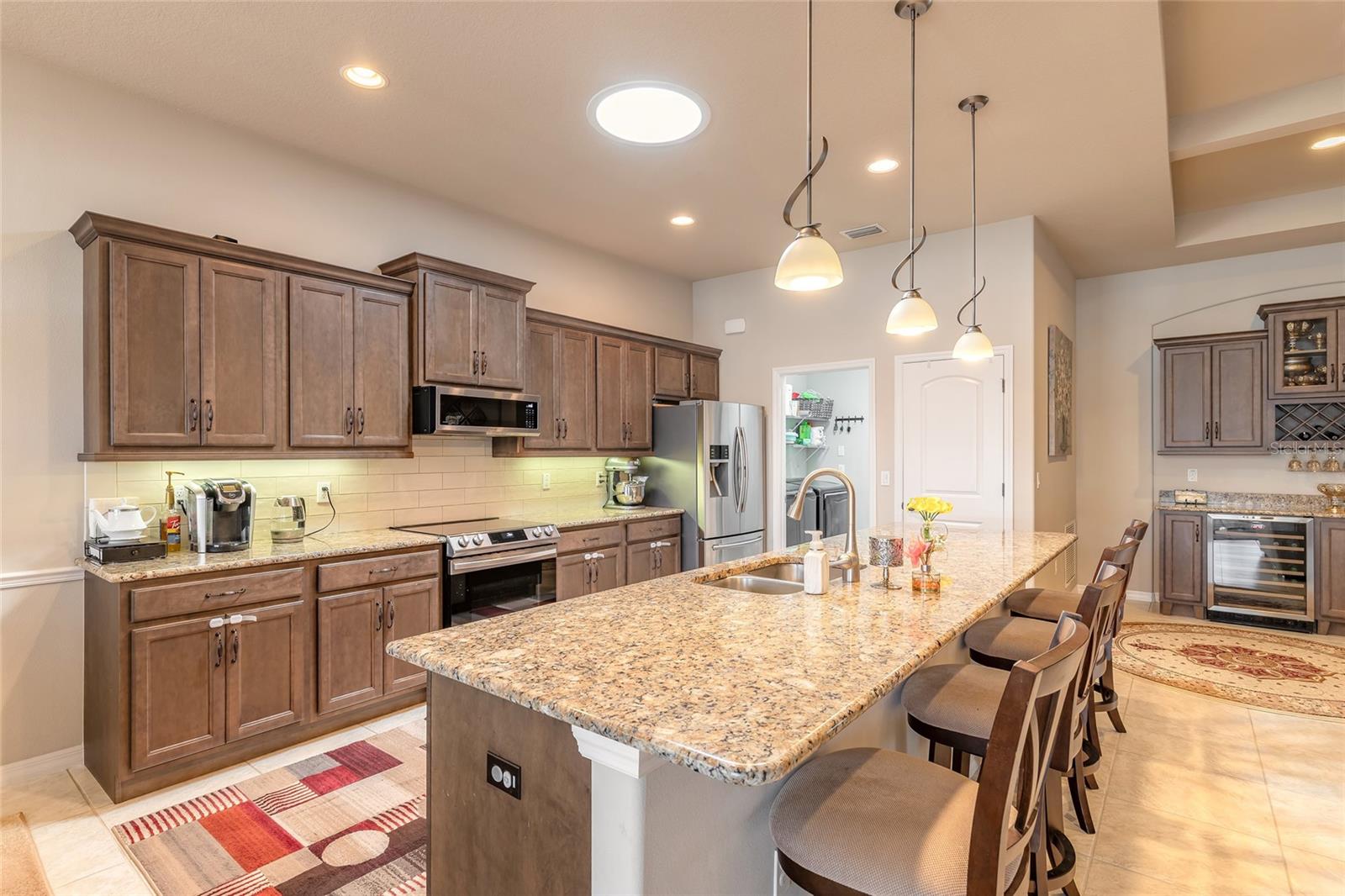 Image 17 of 56 For 527 Luna Bella Lane