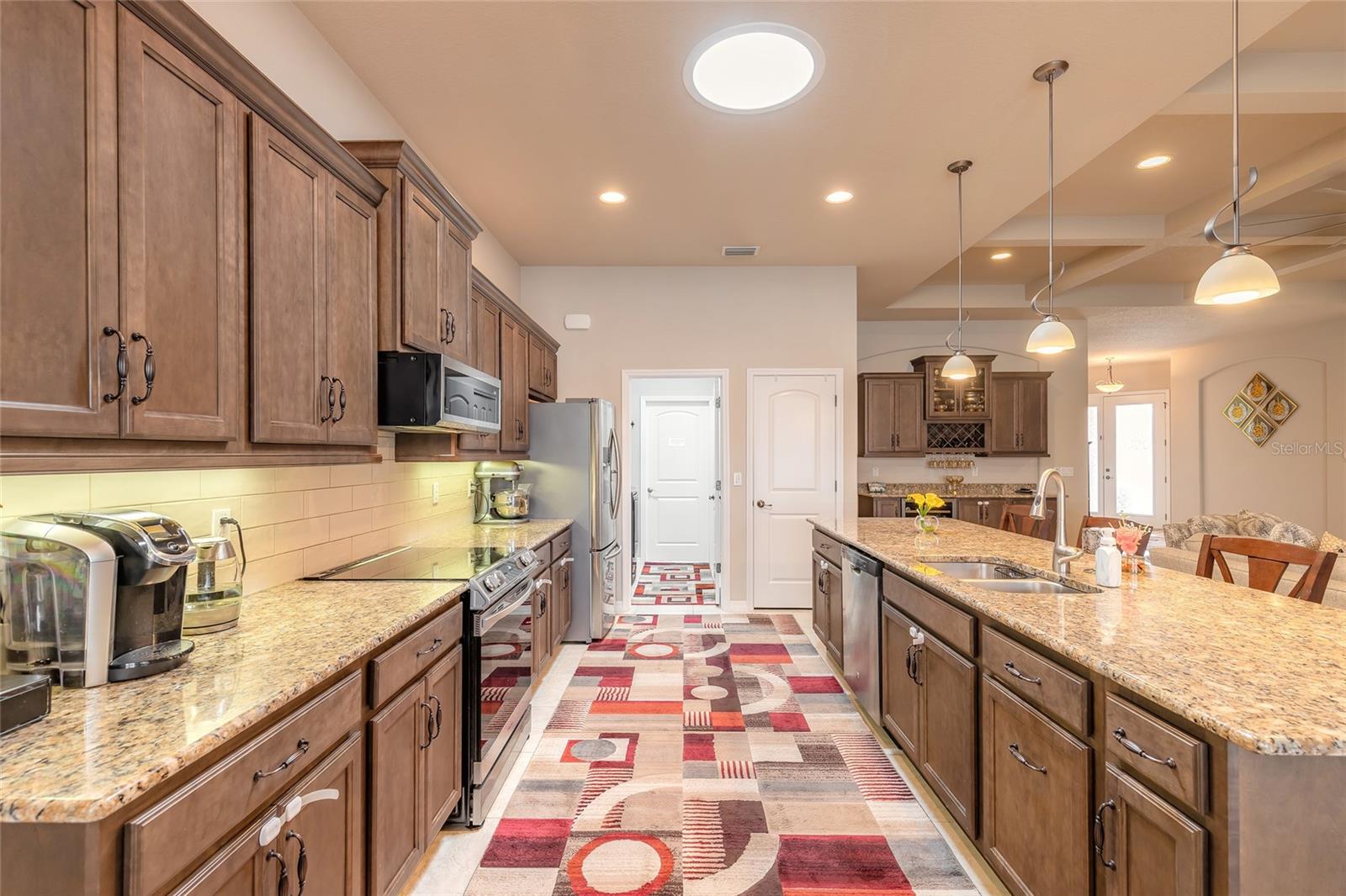 Image 18 of 56 For 527 Luna Bella Lane