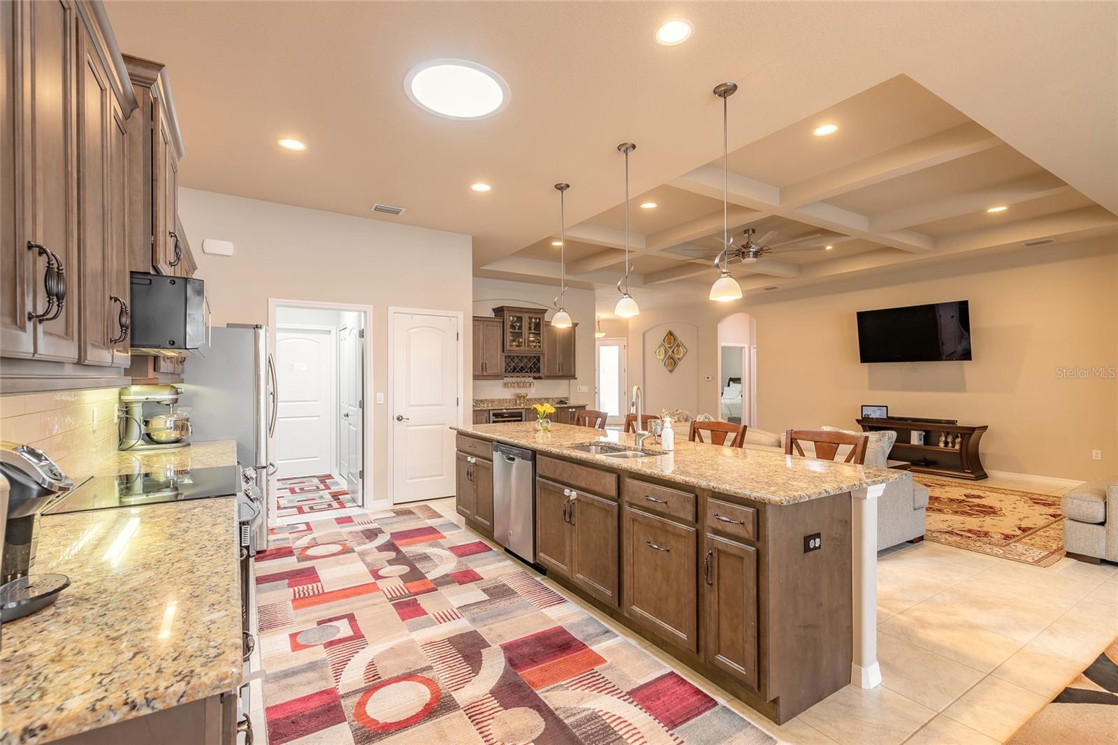 Image 19 of 56 For 527 Luna Bella Lane