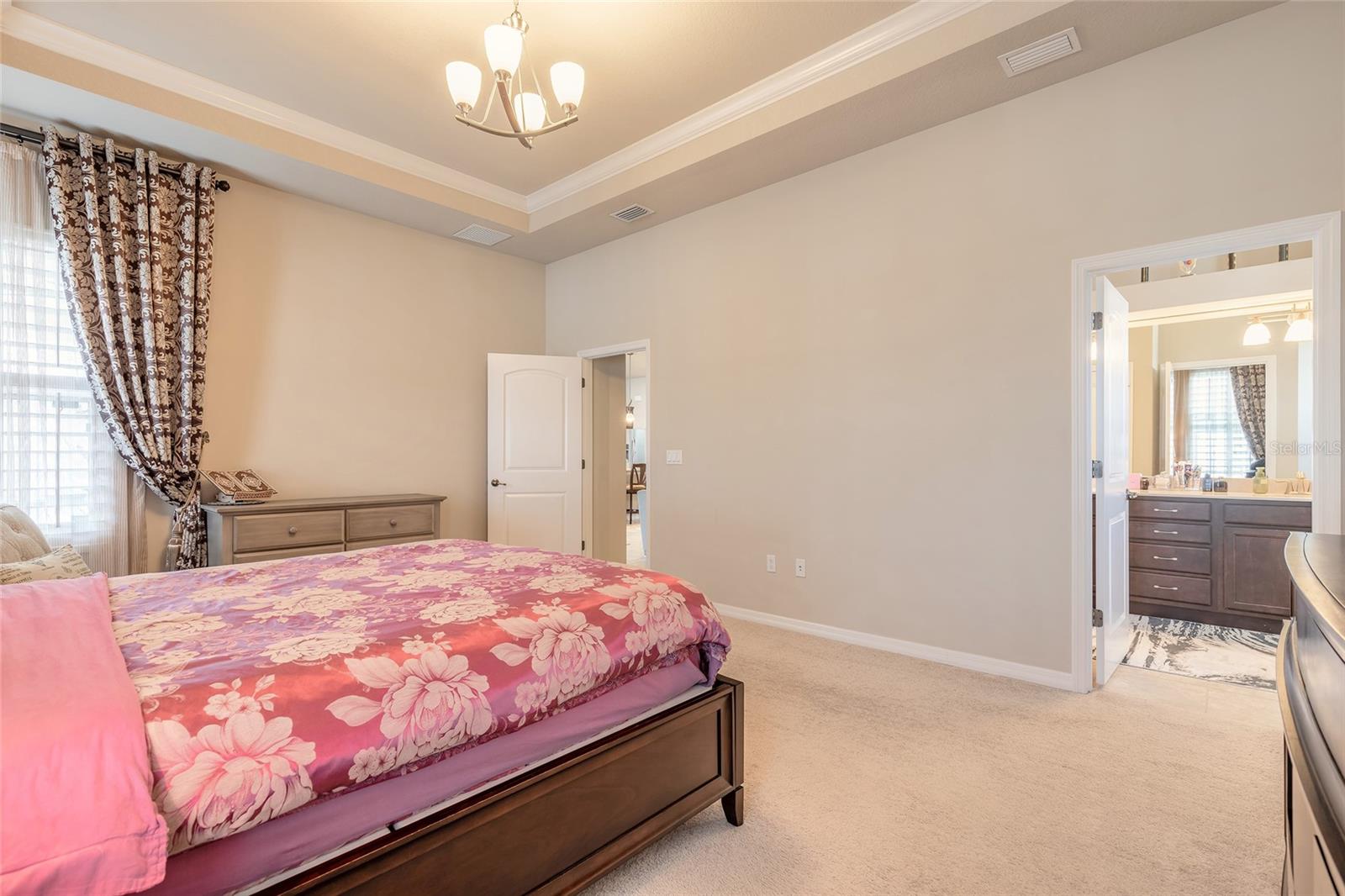 Image 24 of 56 For 527 Luna Bella Lane