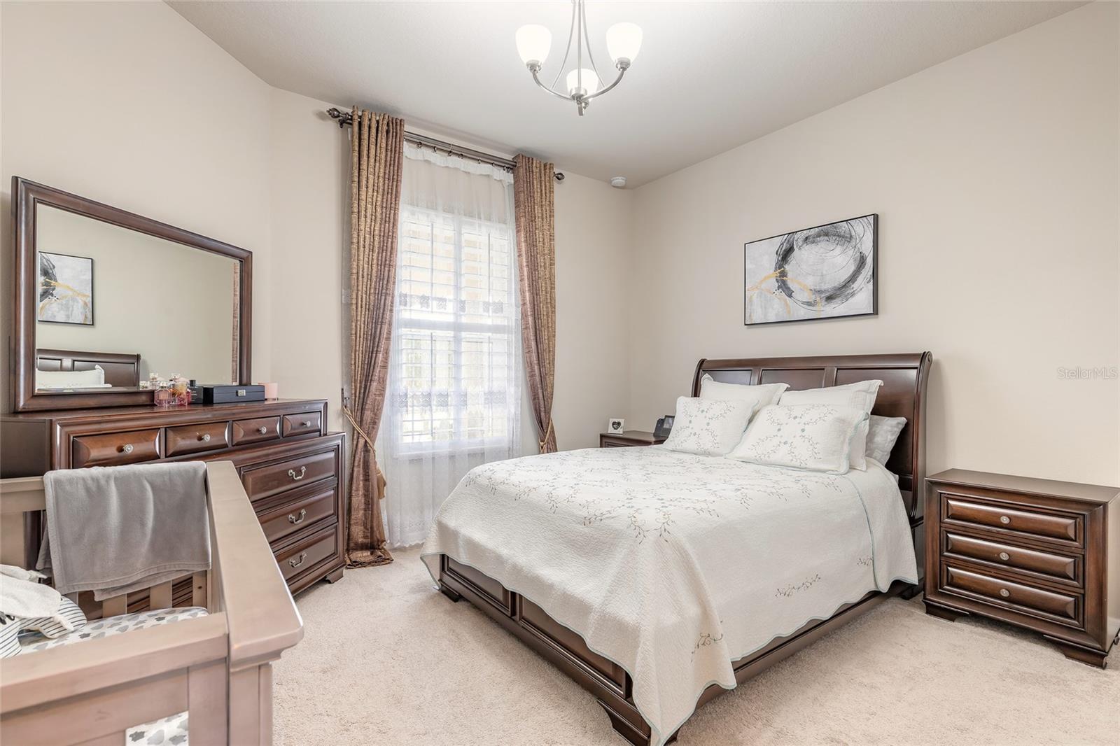 Image 30 of 56 For 527 Luna Bella Lane