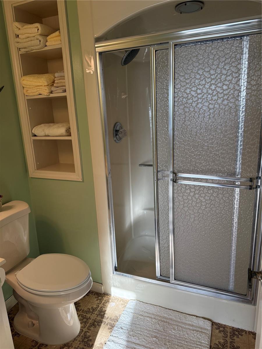 Image 10 of 19 For 1924 Riverside Drive