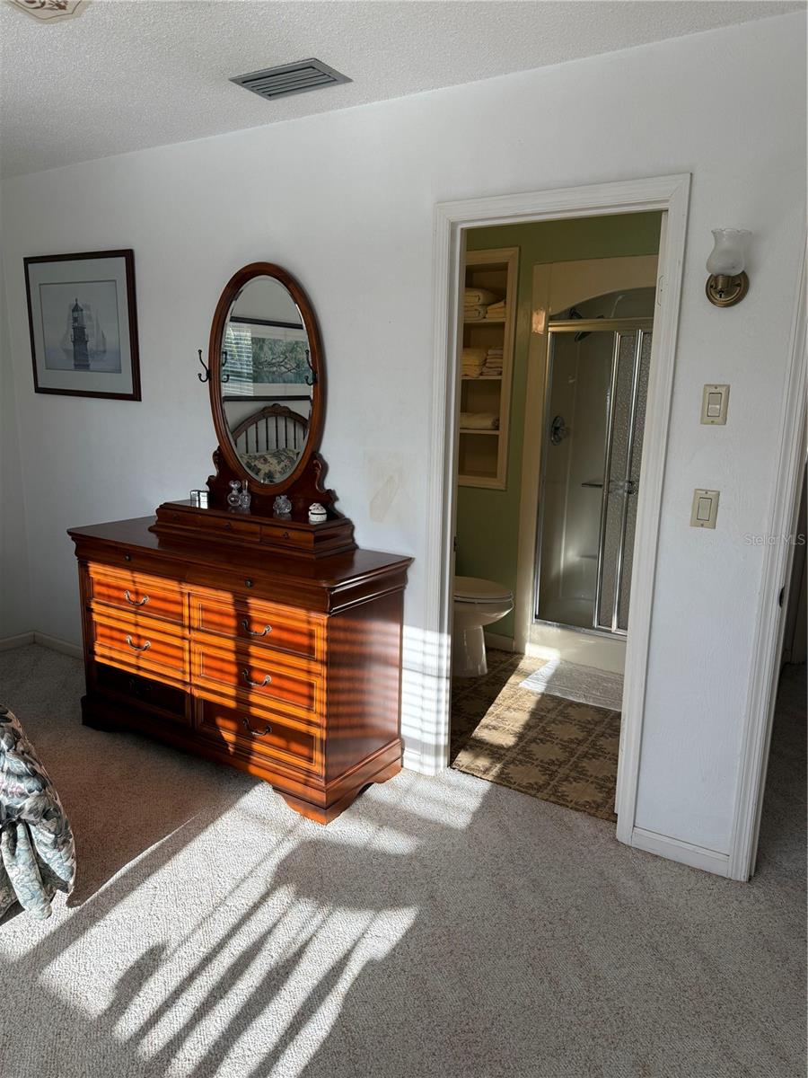 Image 12 of 19 For 1924 Riverside Drive